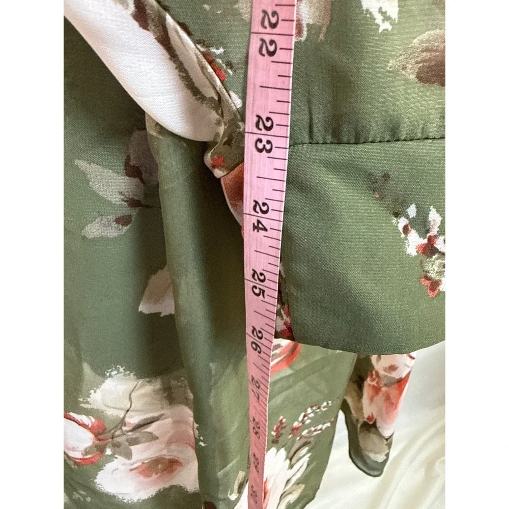 En Focus 14 Petite Green Floral V-Neck Smocked Light Spring Summer Wedding Dress